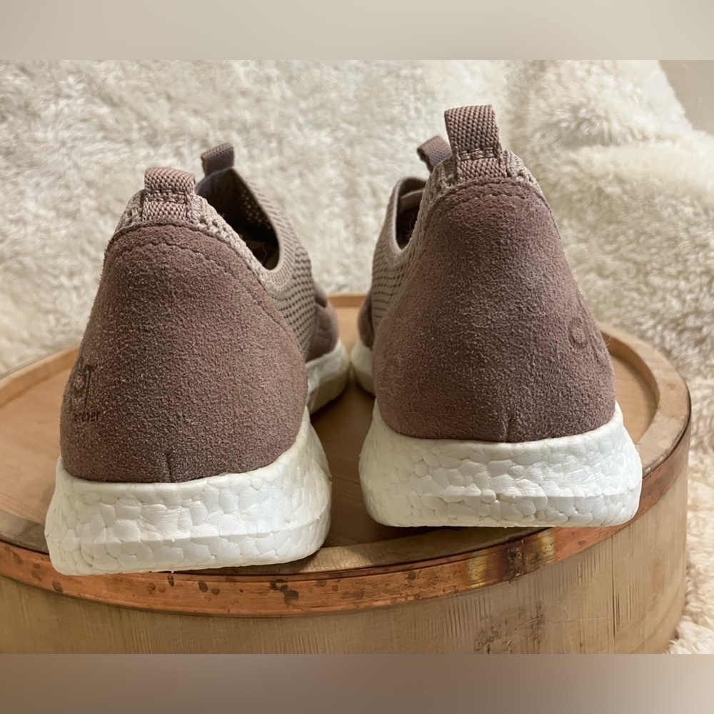 OTBT Womens Vicky Taupe Leather Suede Lifestyle Slip-On Sneakers Shoes Size 9M - Picture 4 of 9